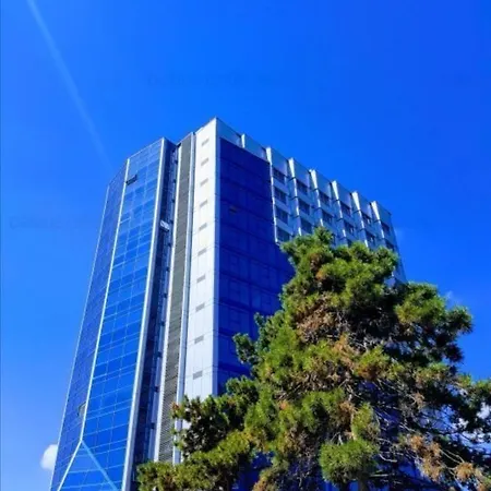 Aparthotel Denis 4*
